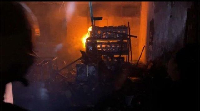 Laboratorium Komputer dan Gudang SMKN 1 Jenangan Ponorogo Terbakar, Kamis (22/8/2024) malam.