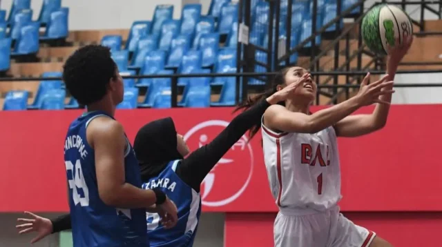 Tim basket putri Daerah Istimewa Yogyakarta menang dengan skor 18-16. ANTARA FOTO/Syifa Yulinnas/aww (ANTARA FOTO/SYIFA YULINNAS)