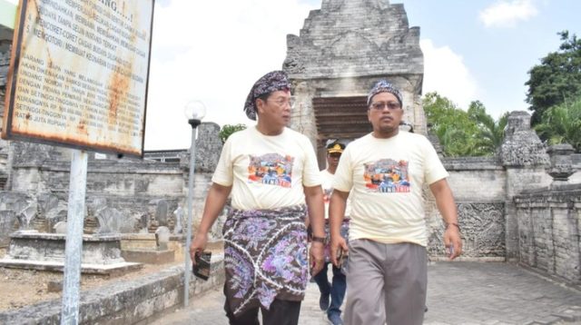 Plt Bupati Abdul Rouf saat launching Lamongan Pantura Etno Trip di Desa Sendangduwur, Paciran.(detik.com)