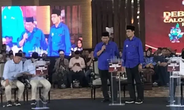 Pupuk Gratis menjadi salah satu program pasangan Sa-Sa yang disampaikan dalam debat pertama / Foto : Anang Basso / Tulungagung Times