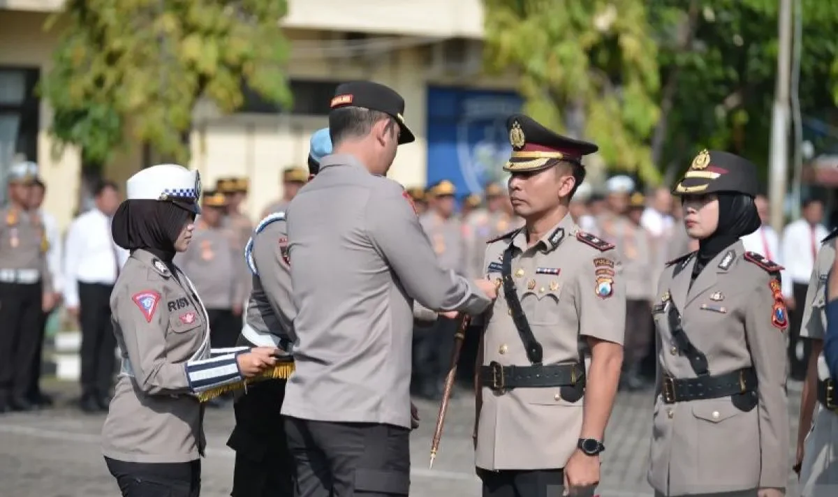 Upacara Sertijab Perwira Menengah (Pamen) di halaman Mapolres Situbondo, jawa Timur. Rabu (8/1/2025) ANTARA/HO-Humas Polres Situbondo (Situbondo)