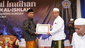 KH Musleh Adnan
