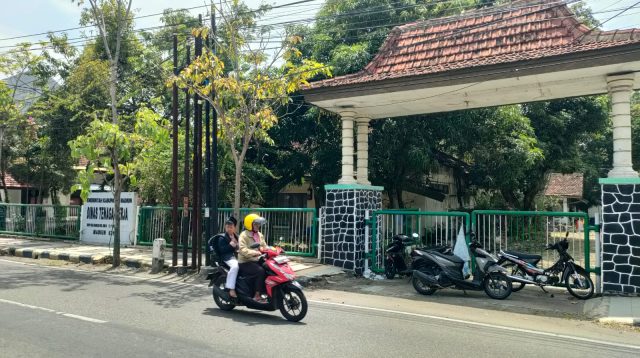 kantor dinas tenaga kerja madiun